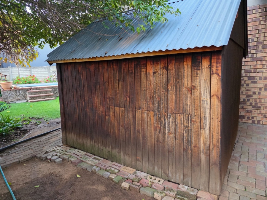 4 Bedroom Property for Sale in Heuwelsig Free State